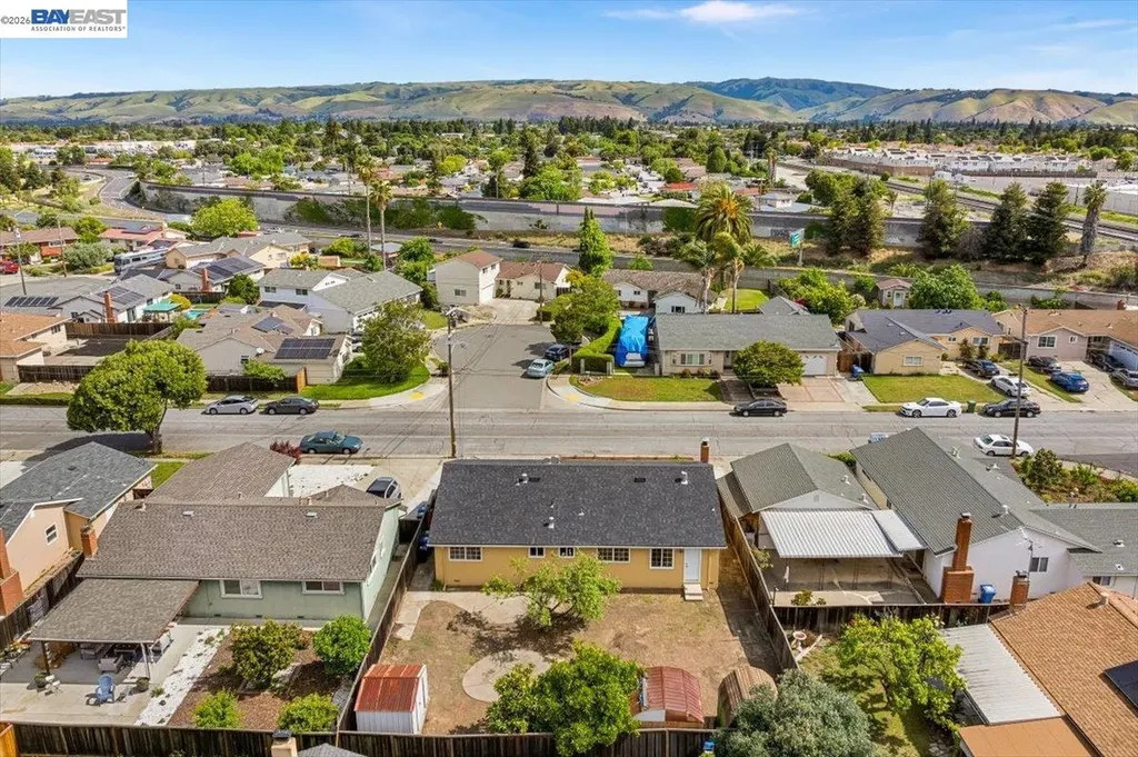 37229 Edith Street Newark CA 94560