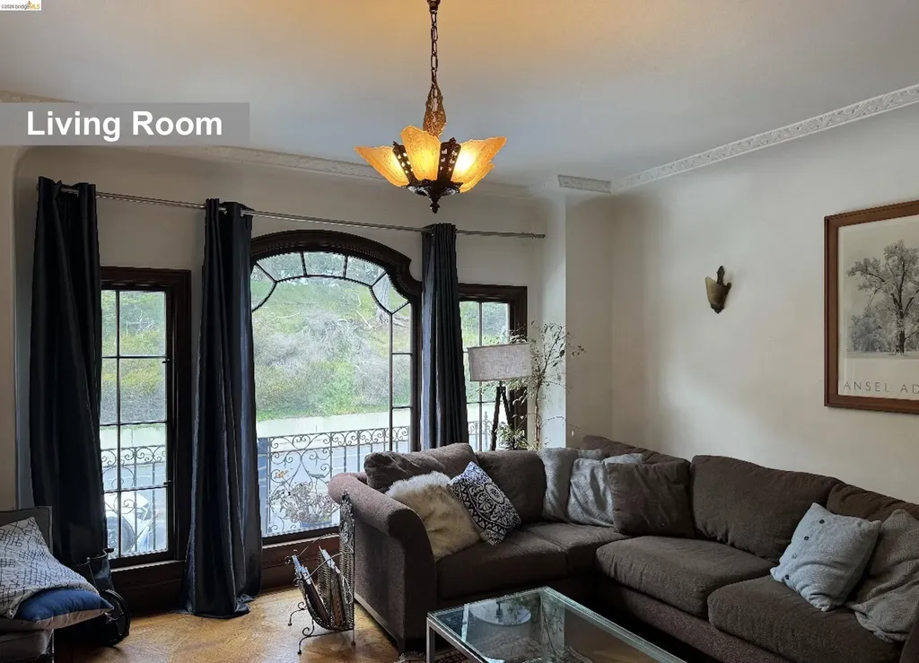 323 Lincoln Way San Francisco CA 94122