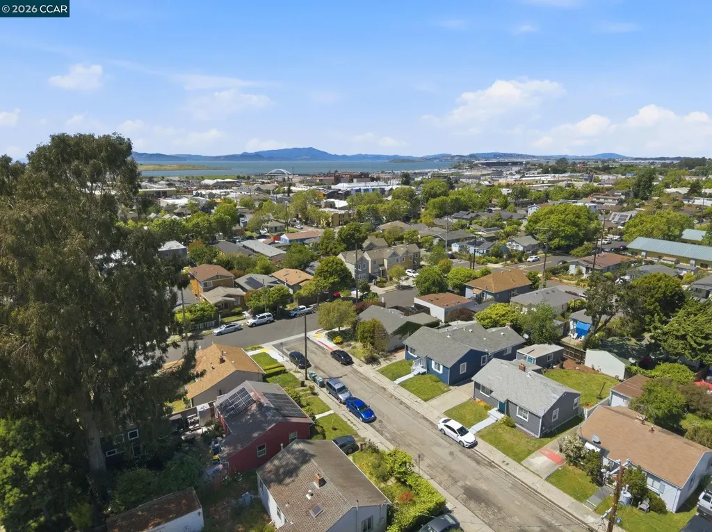 916 Bataan Avenue Berkeley CA 94710
