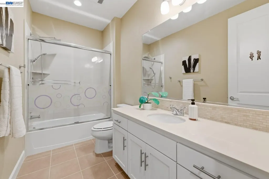 3871 Highpointe Court Dublin CA 94568