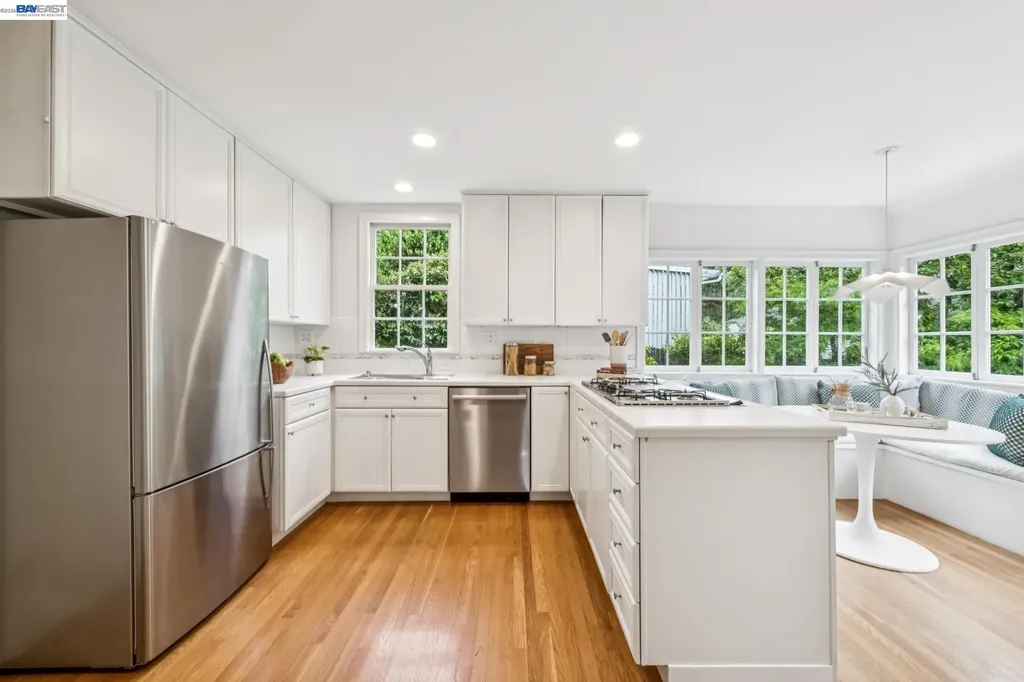 1800 San Lorenzo Avenue Berkeley CA 94707