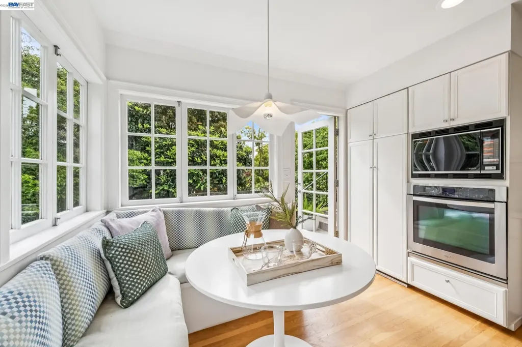 1800 San Lorenzo Avenue Berkeley CA 94707