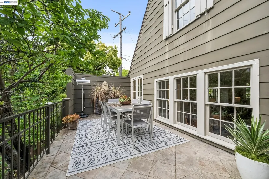 1800 San Lorenzo Avenue Berkeley CA 94707