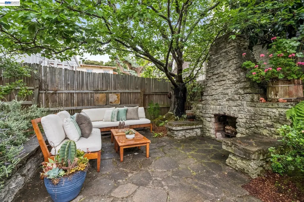 1800 San Lorenzo Avenue Berkeley CA 94707
