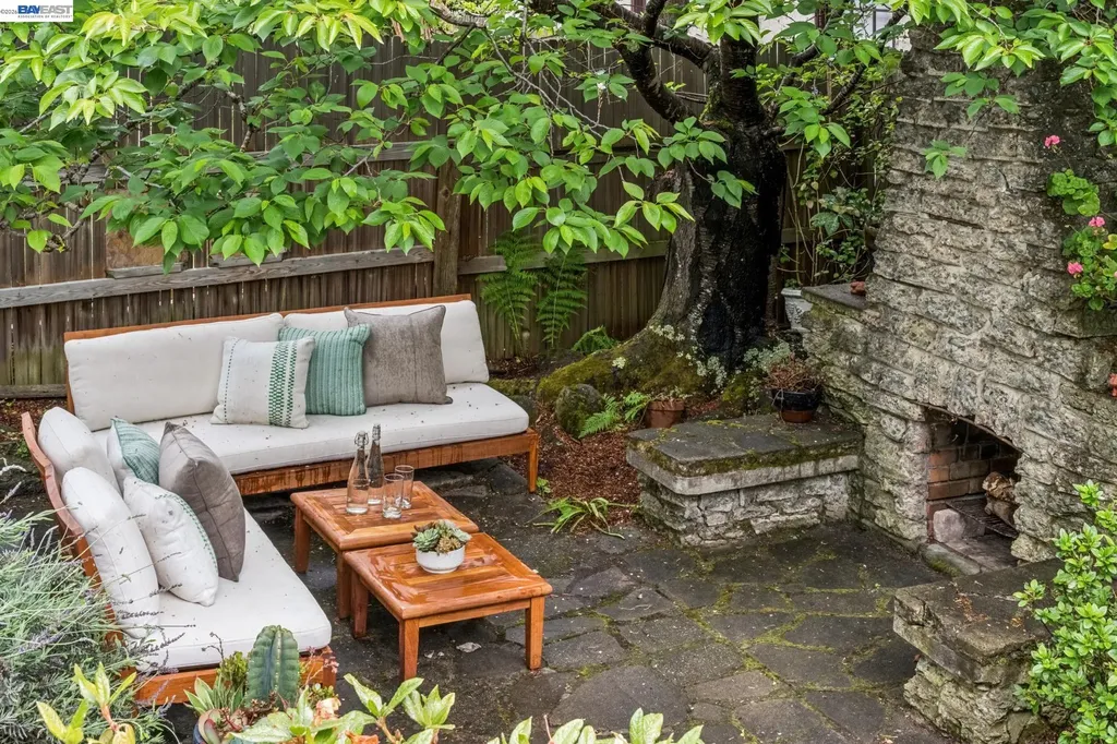 1800 San Lorenzo Avenue Berkeley CA 94707