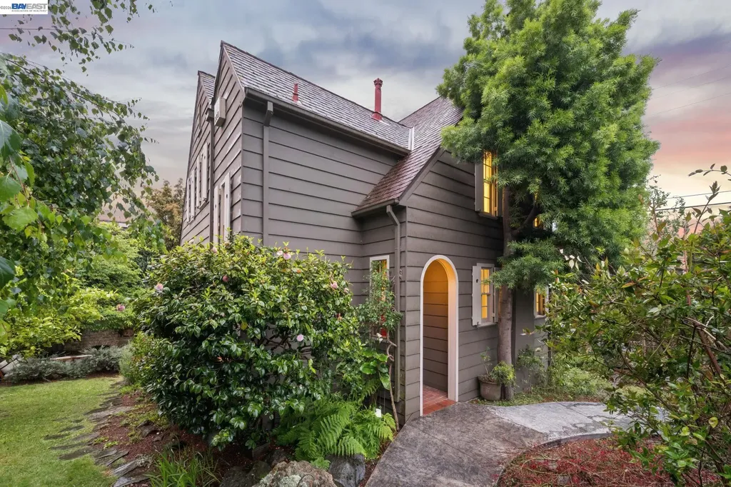1800 San Lorenzo Avenue Berkeley CA 94707