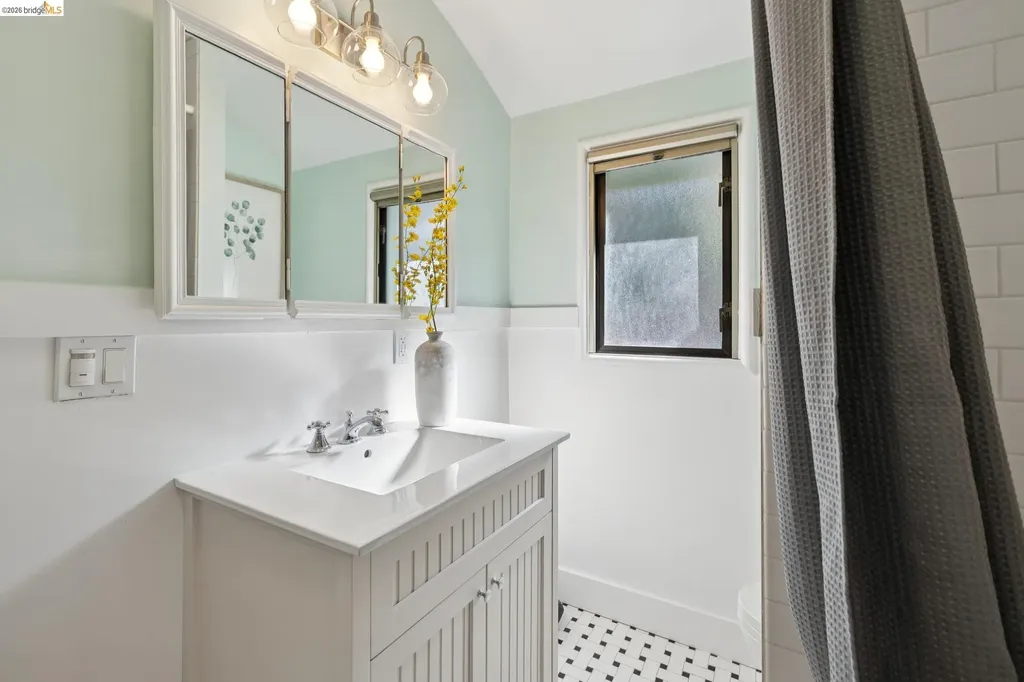 37 Kenyon Avenue Kensington CA 94708