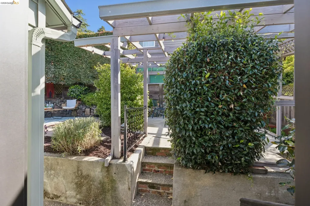 37 Kenyon Avenue Kensington CA 94708