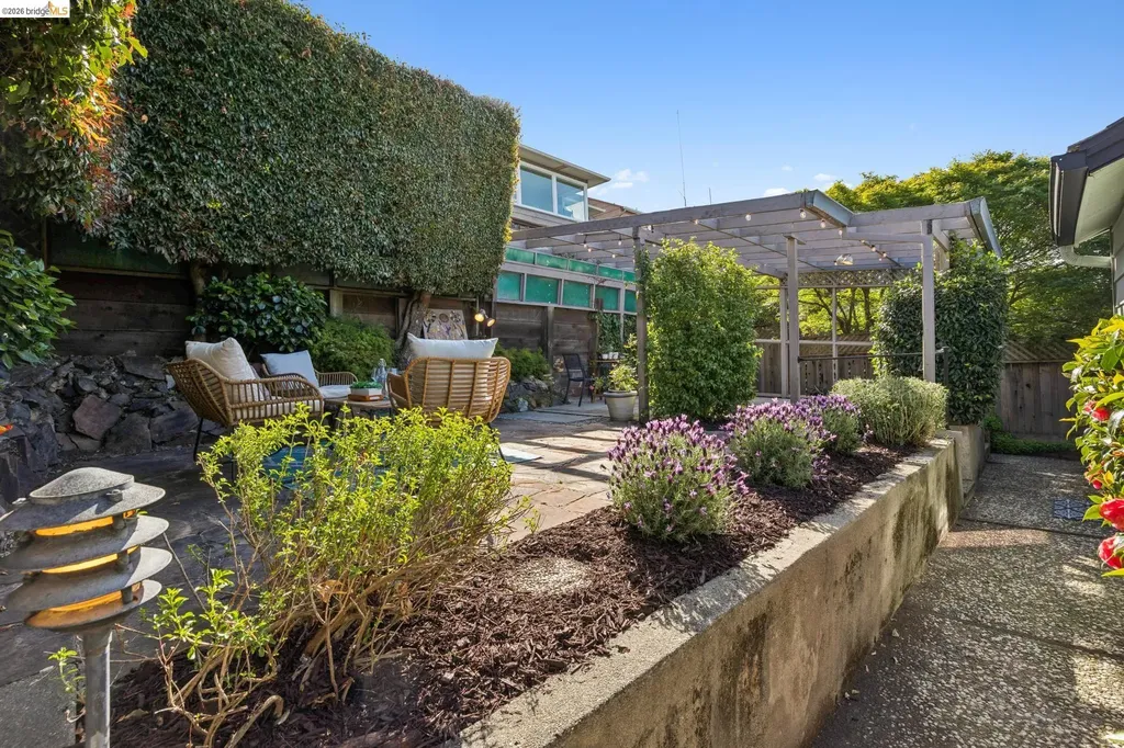 37 Kenyon Avenue Kensington CA 94708