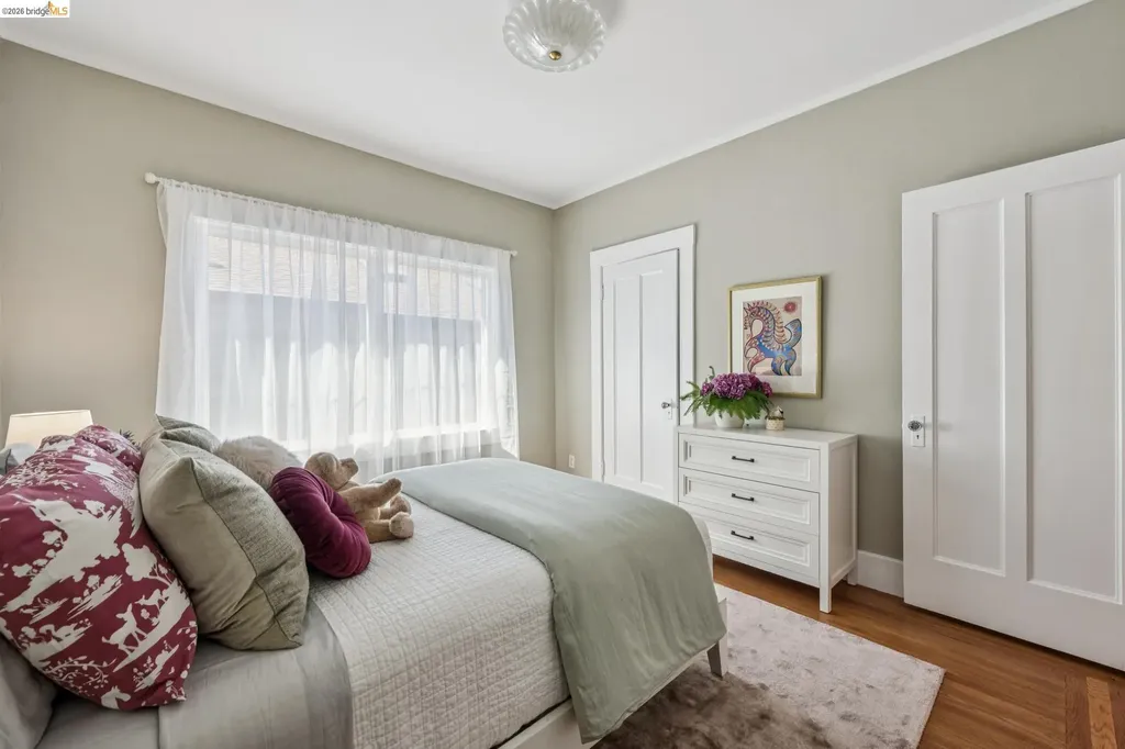 1233 Carleton Street Berkeley CA 94702