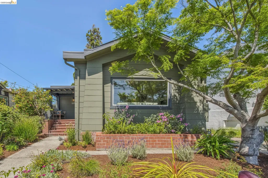 1233 Carleton Street Berkeley CA 94702
