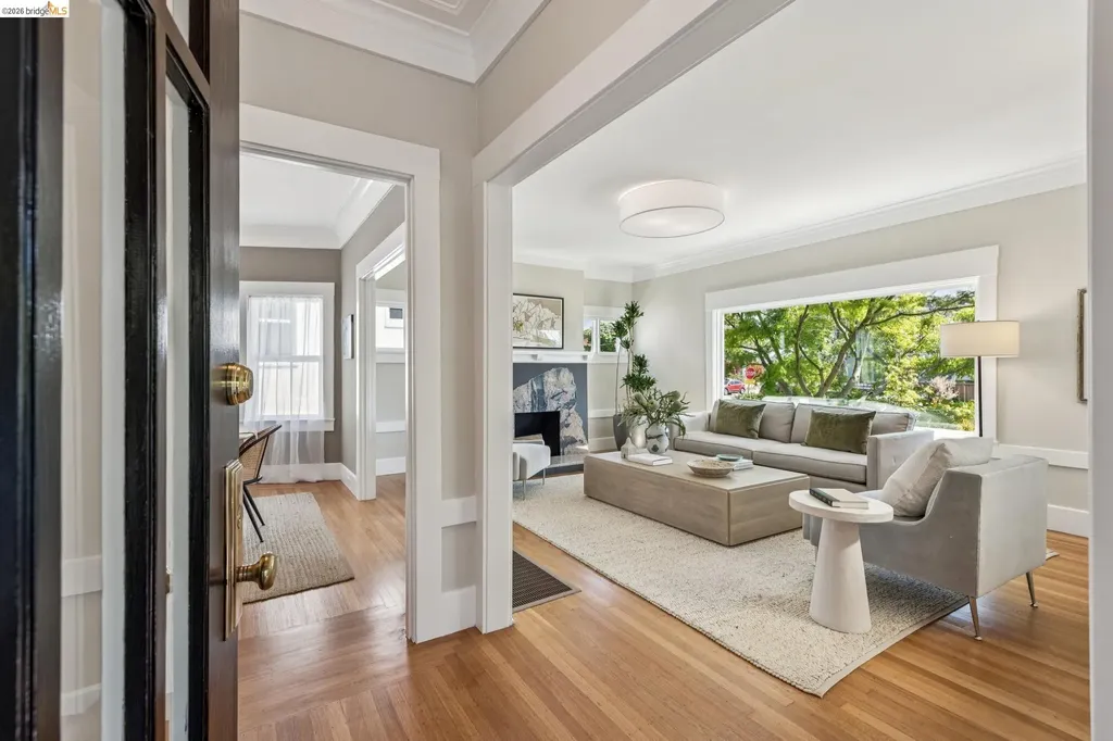 1233 Carleton Street Berkeley CA 94702