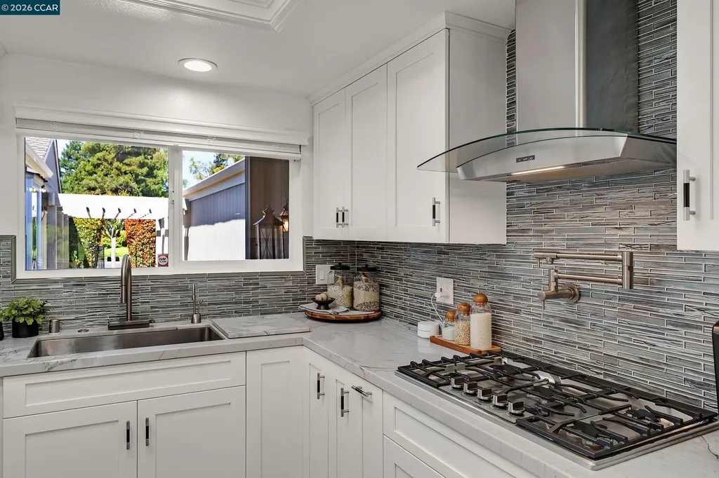 692 Silver Lake Drive Danville CA 94526