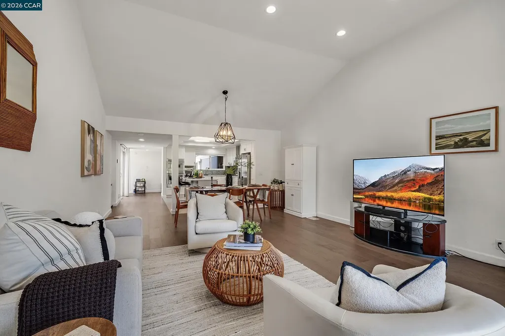 692 Silver Lake Drive Danville CA 94526