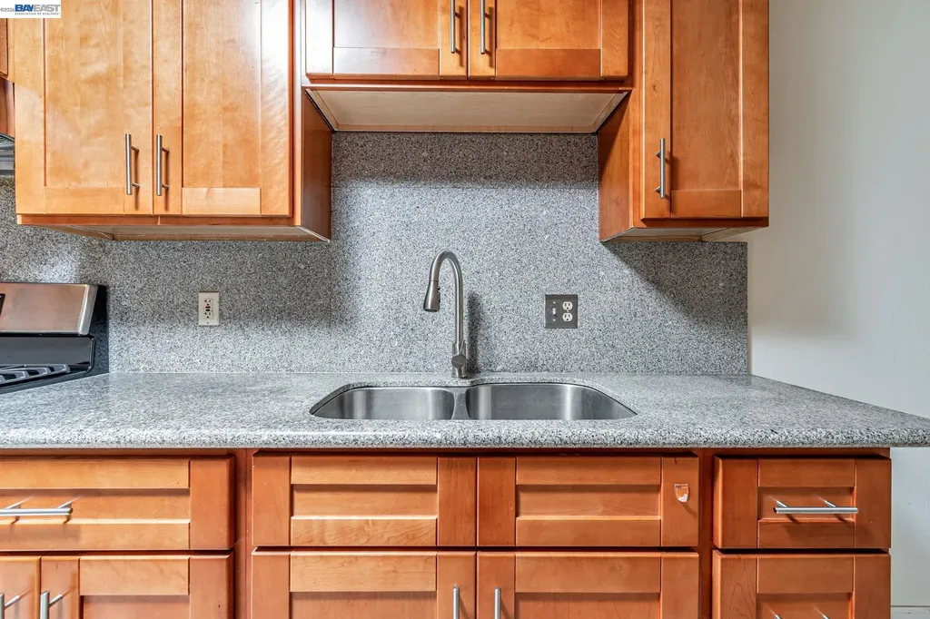 2538 16th Street Oakland CA 94601