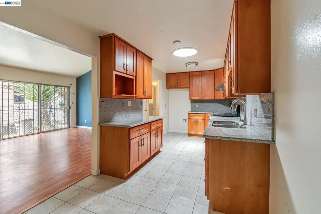 2538 16th Street Oakland CA 94601