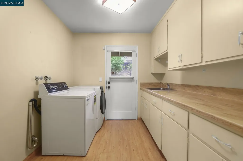 31 Oak Knoll Loop Walnut Creek CA 94596