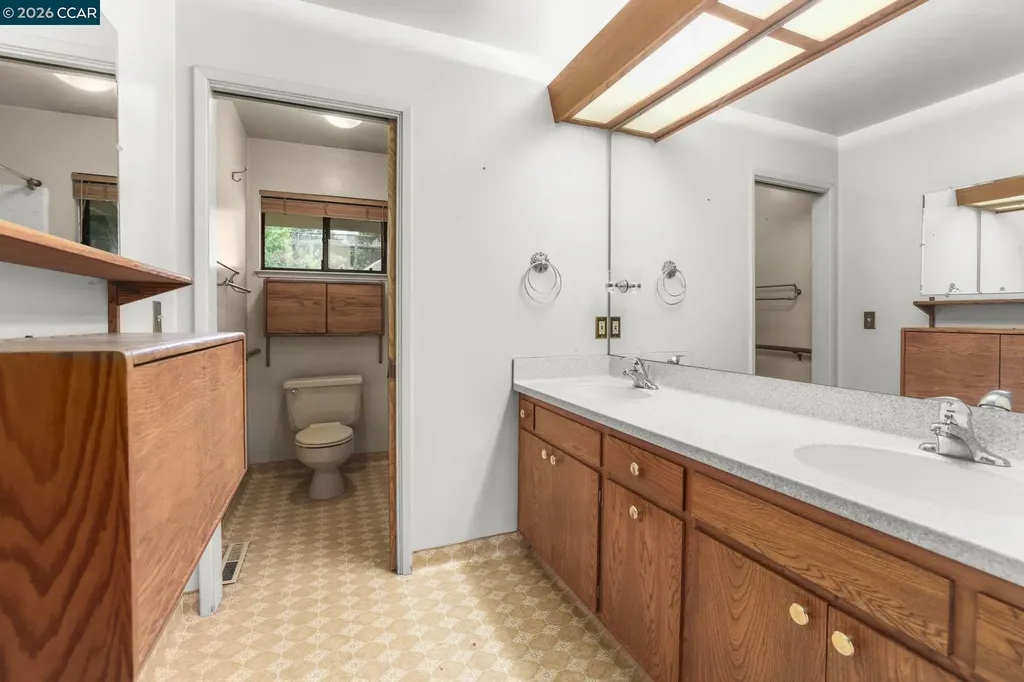 31 Oak Knoll Loop Walnut Creek CA 94596