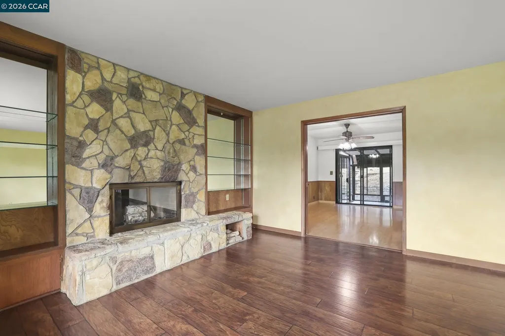 31 Oak Knoll Loop Walnut Creek CA 94596