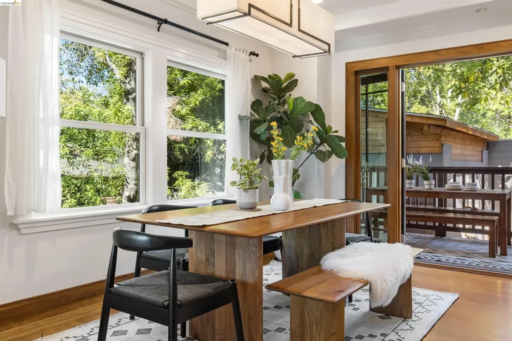 3208 Claremont Avenue Berkeley CA 94705