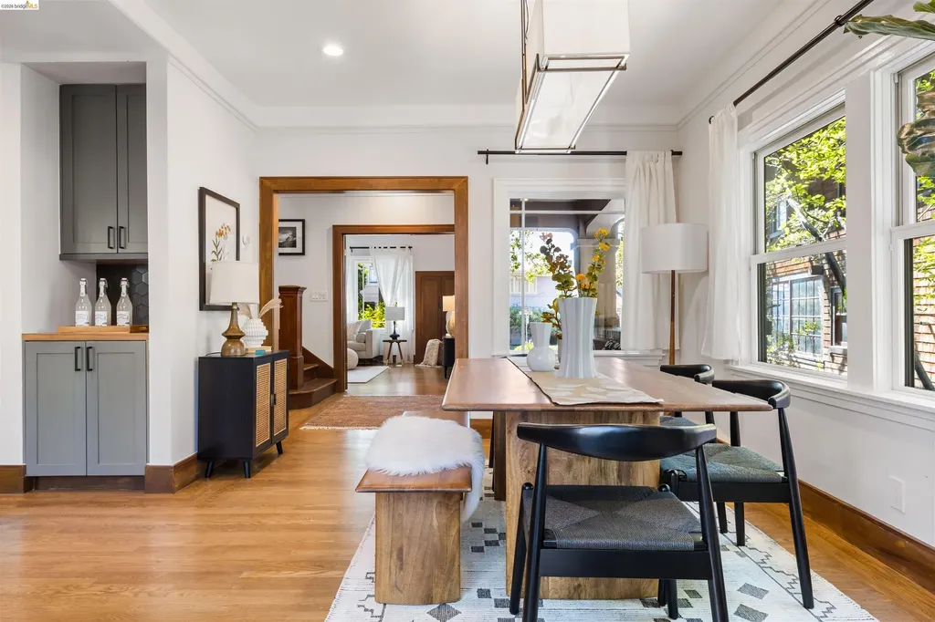 3208 Claremont Avenue Berkeley CA 94705