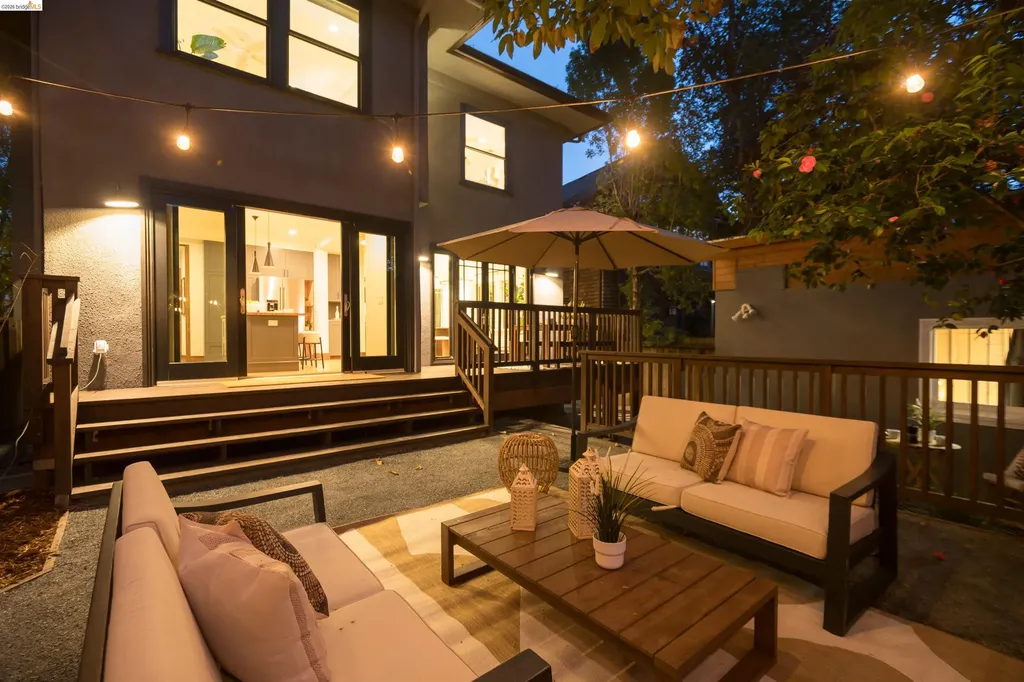 3208 Claremont Avenue Berkeley CA 94705