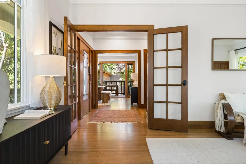 3208 Claremont Avenue Berkeley CA 94705