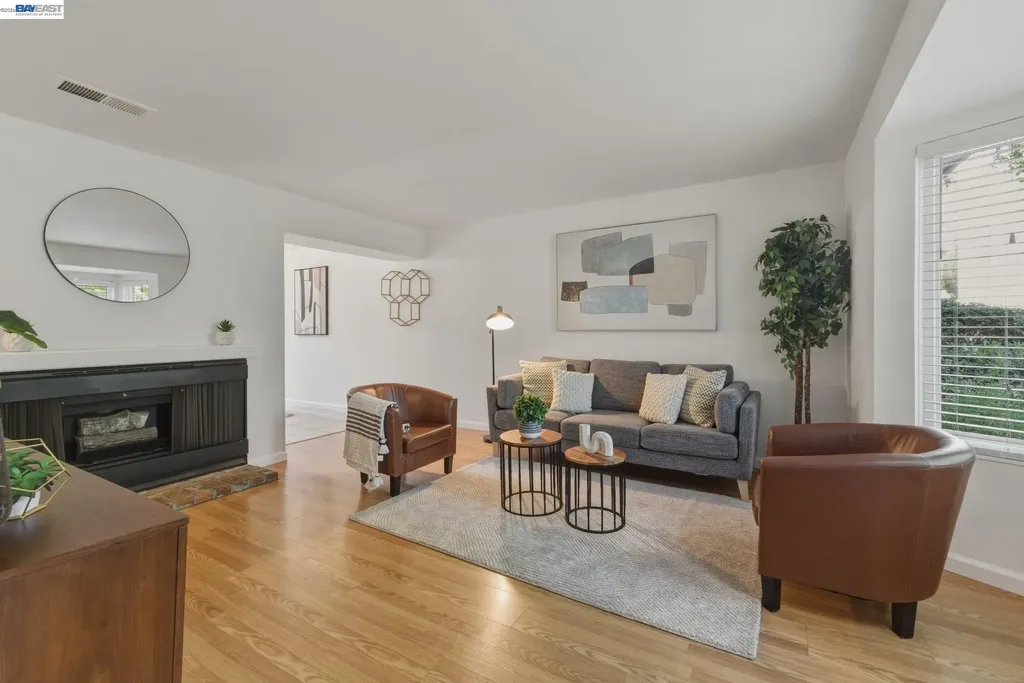1245 Pine Creek Way Concord CA 94520