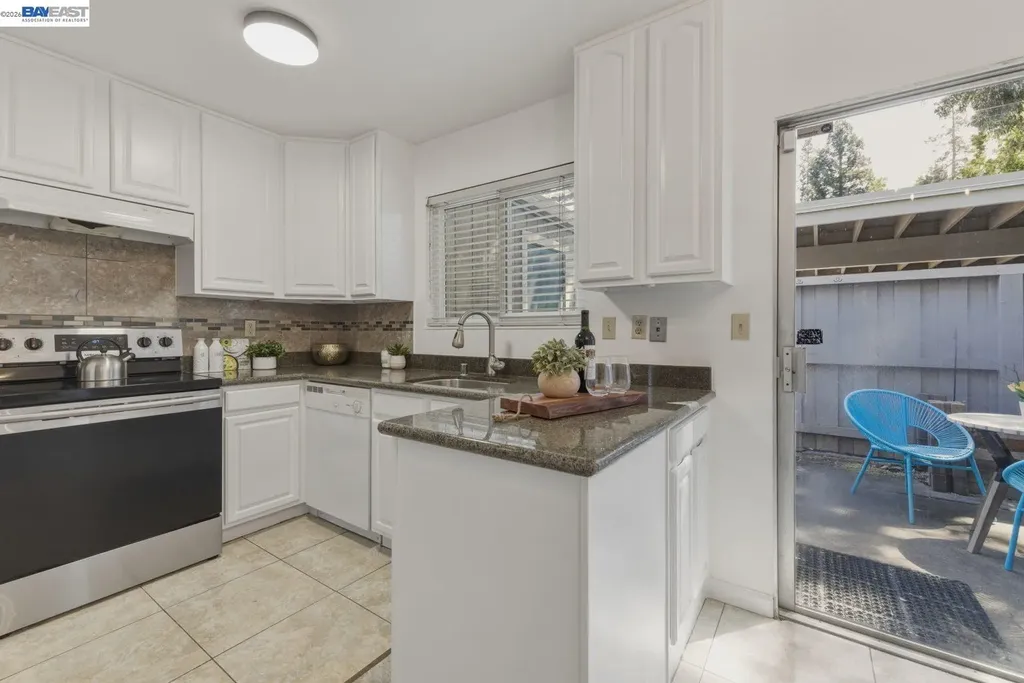 1245 Pine Creek Way Concord CA 94520