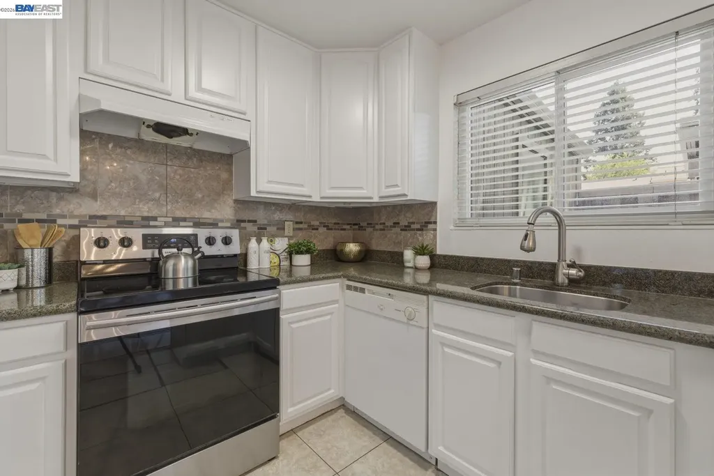 1245 Pine Creek Way Concord CA 94520