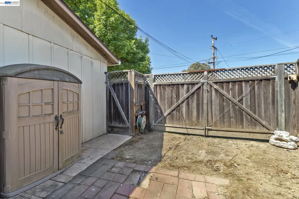 35446 Cleremont Drive Newark CA 94560