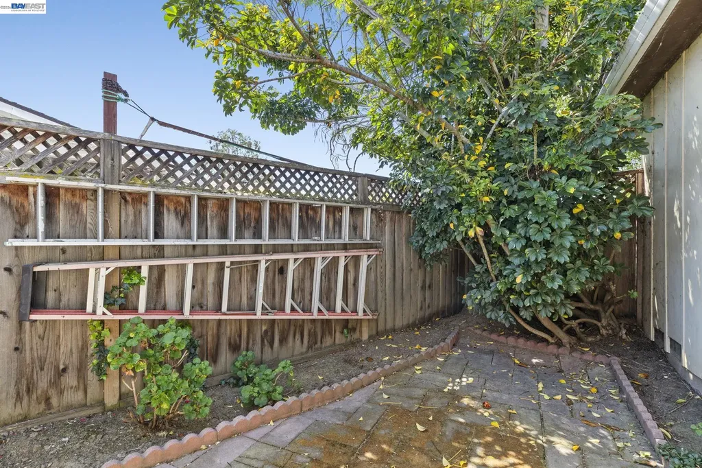 35446 Cleremont Drive Newark CA 94560