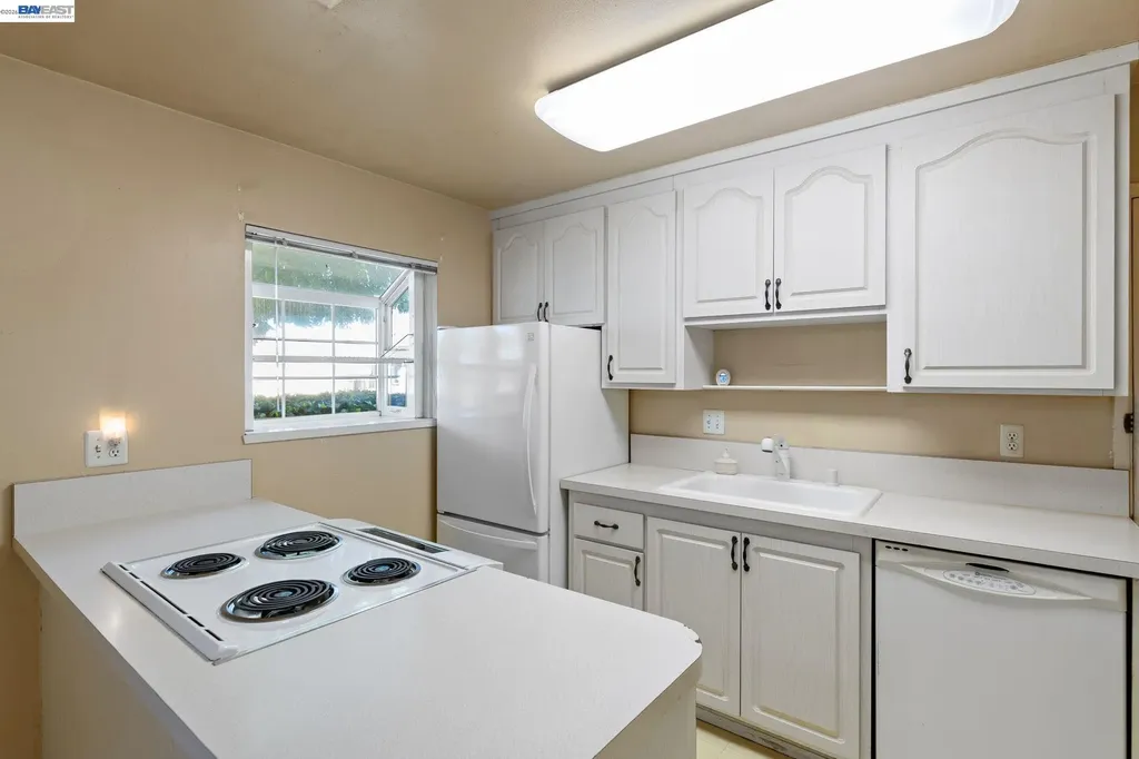 35446 Cleremont Drive Newark CA 94560