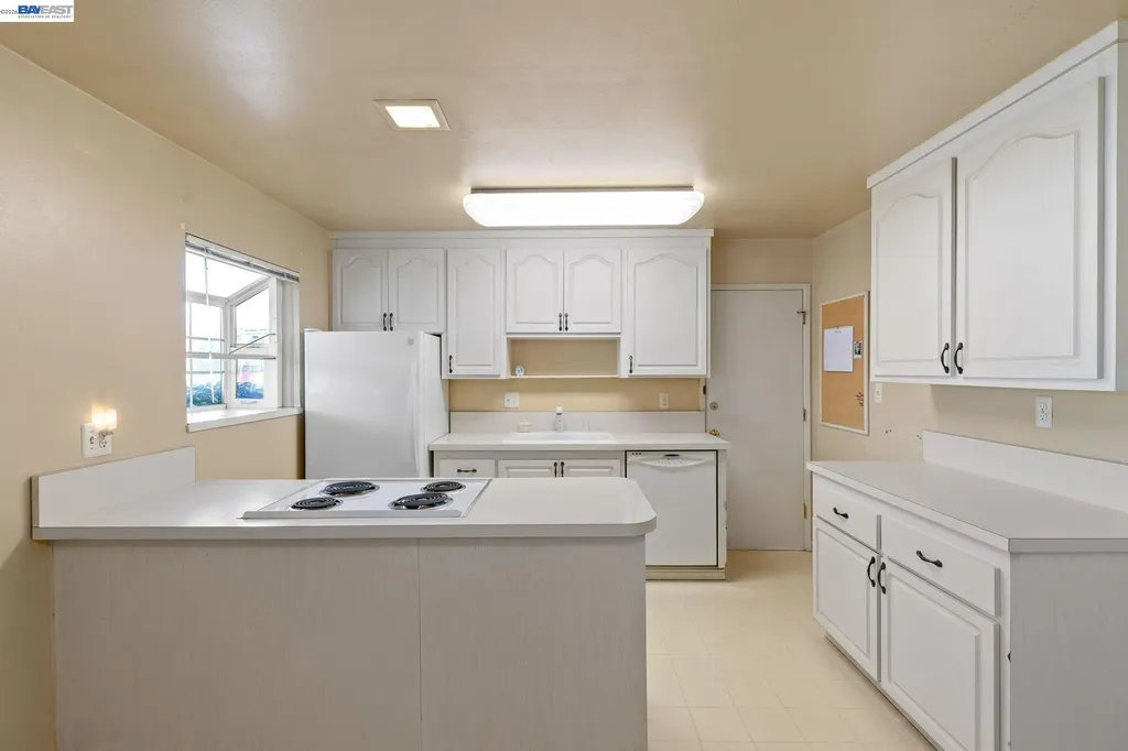 35446 Cleremont Drive Newark CA 94560