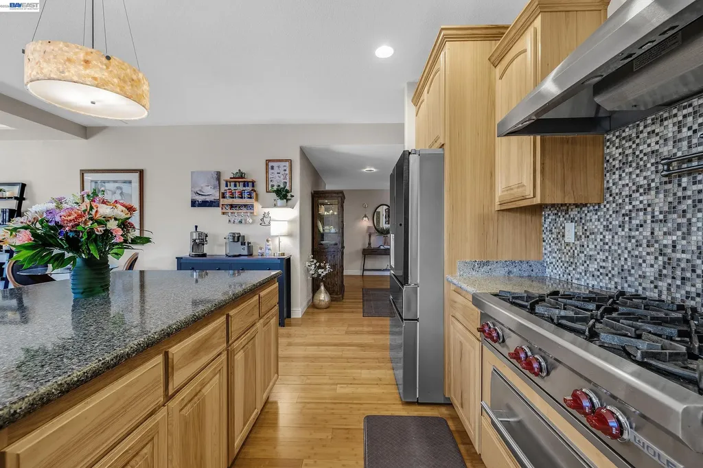 34515 Bentley Court Fremont CA 94555