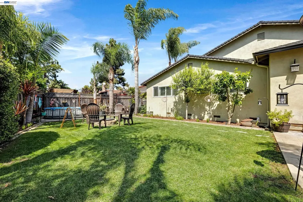 34515 Bentley Court Fremont CA 94555
