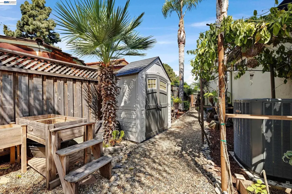 34515 Bentley Court Fremont CA 94555