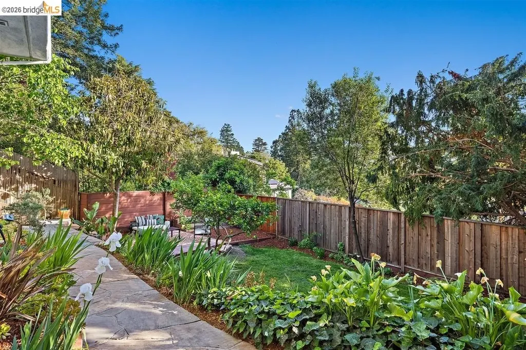 450 Vermont Avenue Berkeley CA 94707