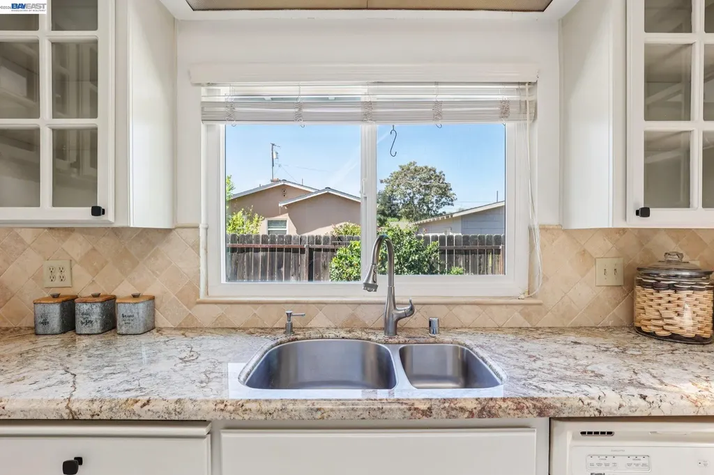 1113 Tokay Common Livermore CA 94550