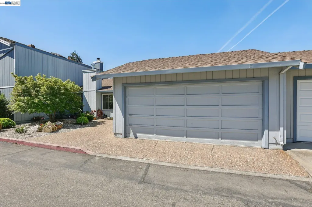 1113 Tokay Common Livermore CA 94550