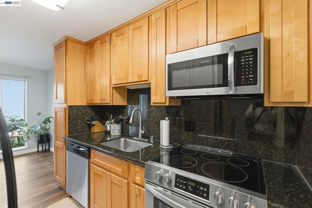 1036 Oak Grove Road Concord CA 94518