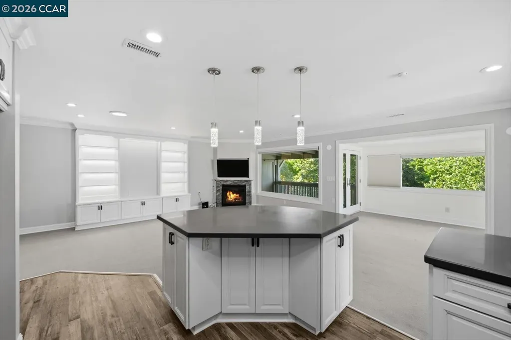 2741 Golden Rain Road Walnut Creek CA 94595