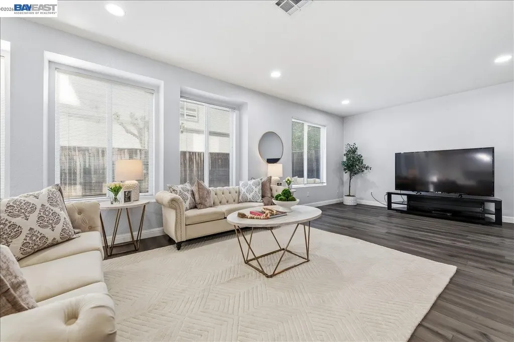 4708 Finch Way Dublin CA 94568