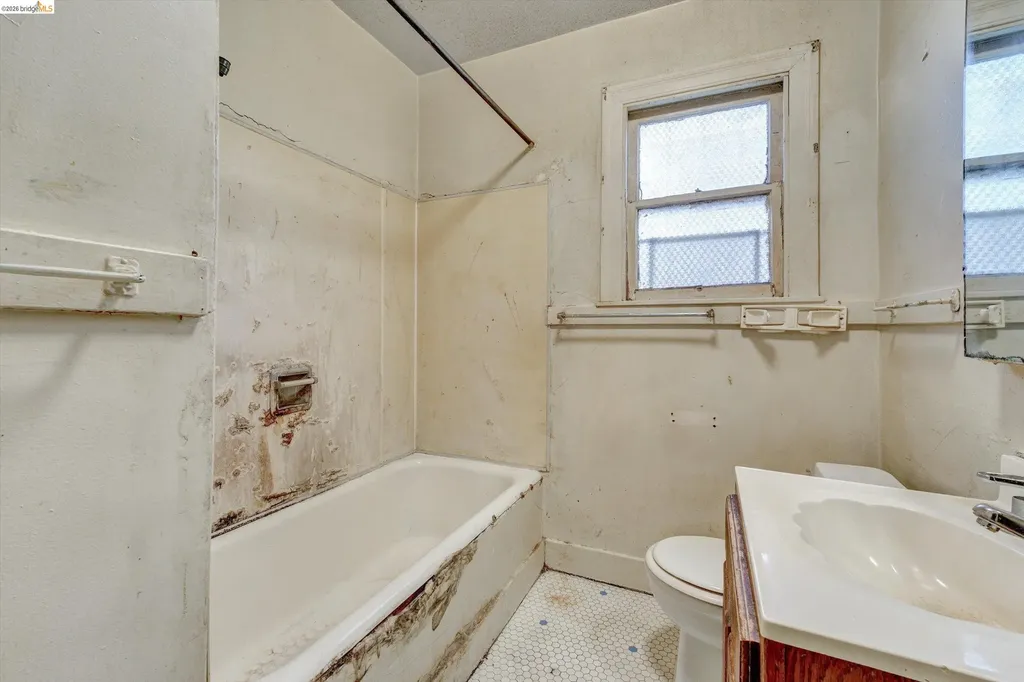 1707 78th Avenue Oakland CA 94621