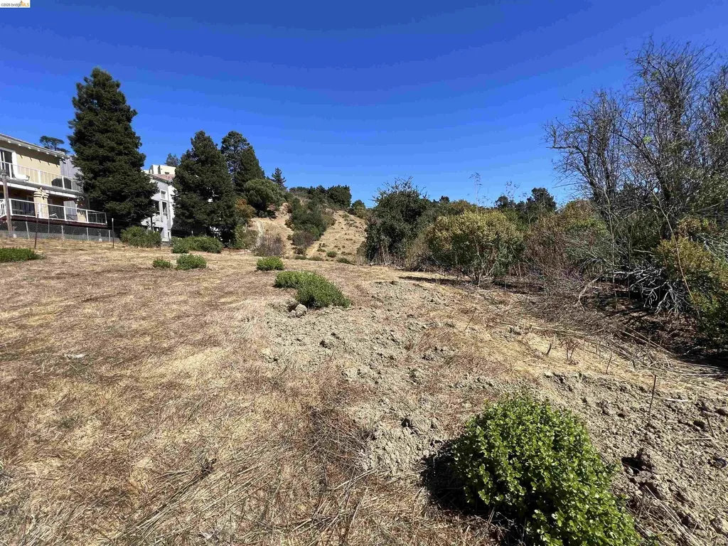 14381 Skyline Boulevard Oakland CA 94619
