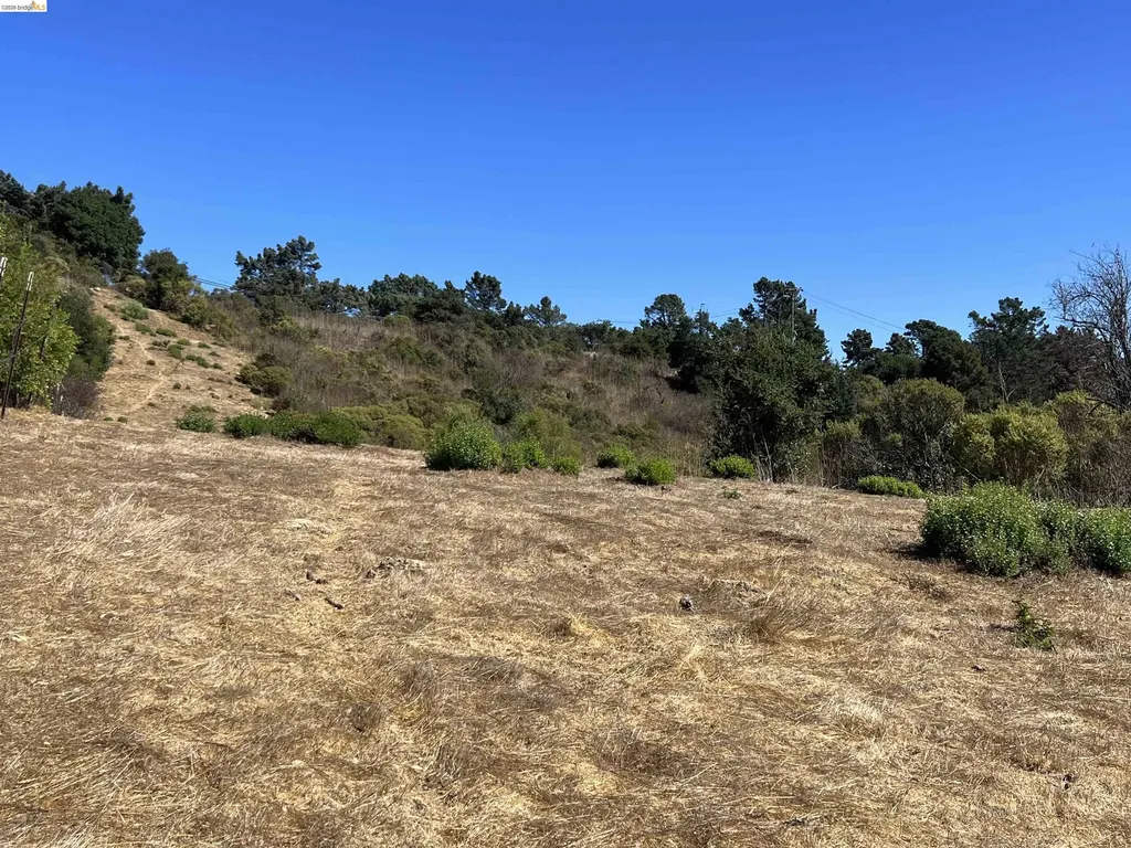 14381 Skyline Boulevard Oakland CA 94619