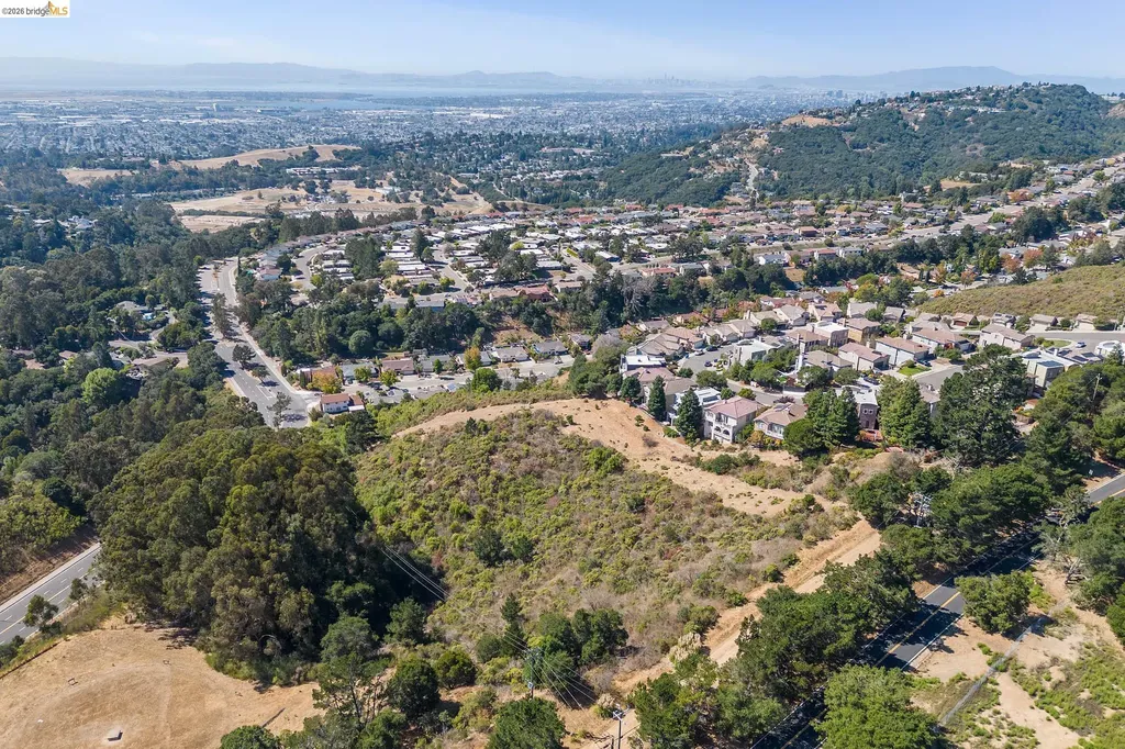 14381 Skyline Boulevard Oakland CA 94619