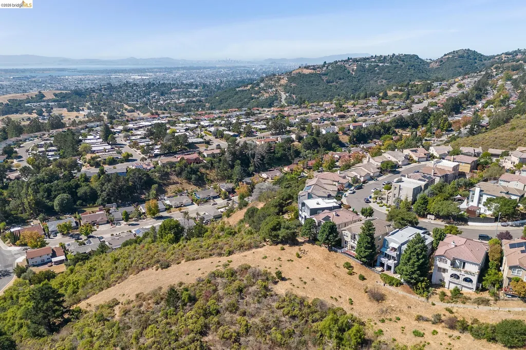 14381 Skyline Boulevard Oakland CA 94619