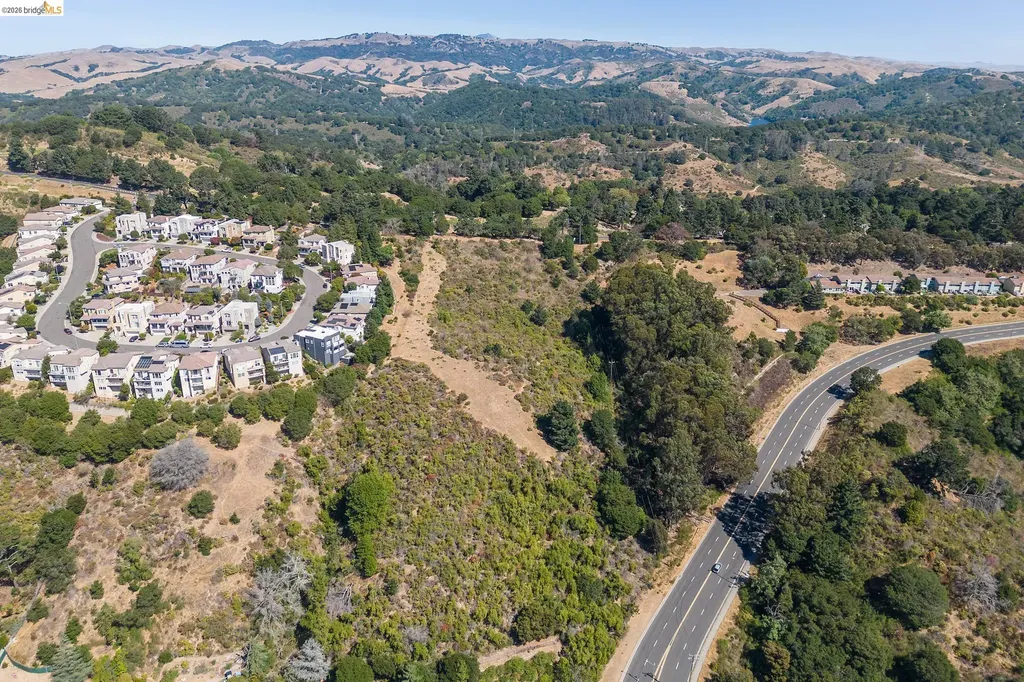 14381 Skyline Boulevard Oakland CA 94619