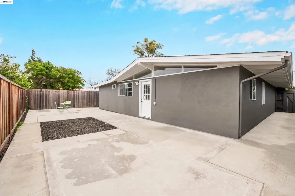 27830 Miami Avenue Hayward CA 94545